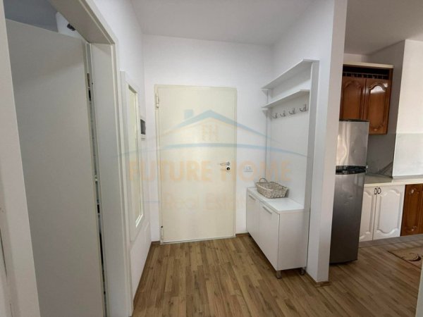 Tirane, jepet me qera apartament 1+1+Ballkon Kati 6, 60 m² 500 € 