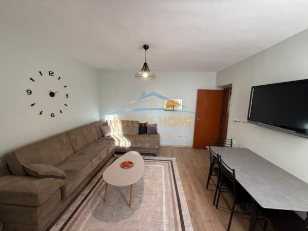Tirane, jepet me qera apartament 2+1 Kati 2, 69 m² 550 € (tregu elektrik)