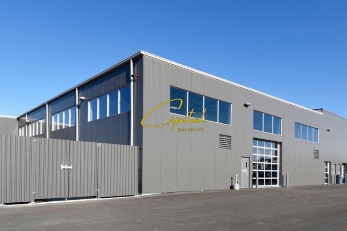 Tirane, jepet me qera magazine Kati 0, 2.900 m² 13.000 € (KASHAR)