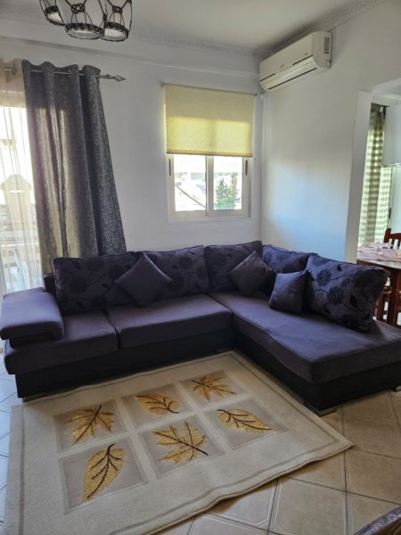 Tirane, jepet me qera apartament 1+1+Ballkon Kati 2, 60 m² 400 € (KODRA E DIELLIT)