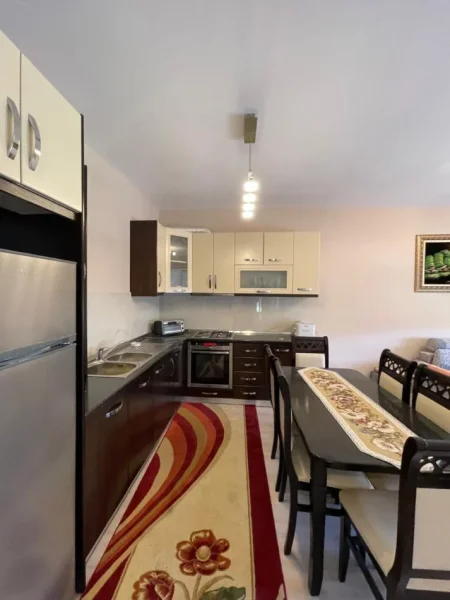 Tirane, shitet apartament 3+1+Ballkon Kati 2, 111 m² 155.000 € (Spitalit Amerikan 3)