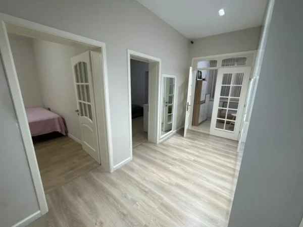 Tirane, jepet me qera apartament 2+1+Aneks+Ballkon Kati 2, 115 m² 800 € (DON BOSKO)