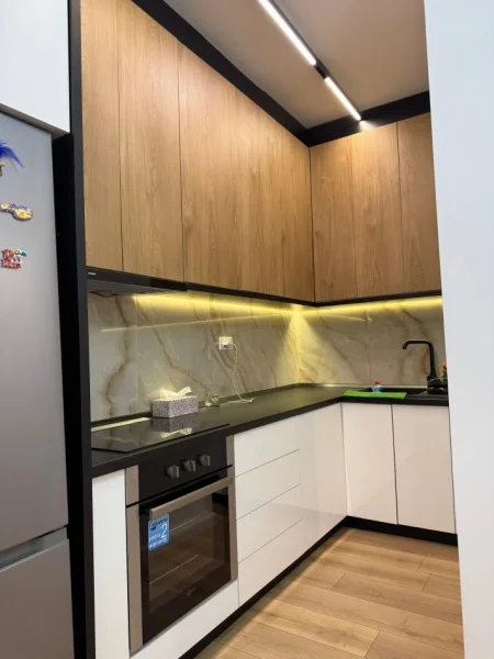 Tirane, shitet apartament 1+1+Ballkon Kati 7, 56 m² 110.000 € (Don Bosko)