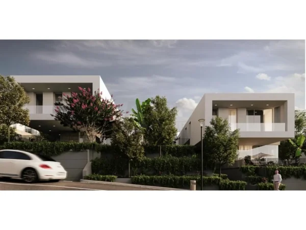 Tirane, shitet apartament 1+1+Ballkon Kati 1, 100 m² (farke)