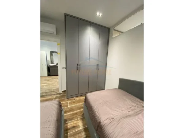 Durres, shitet apartament 2+1+Ballkon Kati 5, 119 m² 350.000 € (Vollga, Durrës)