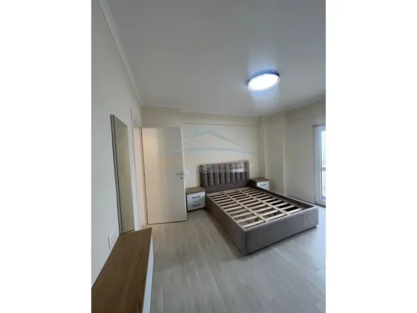 Durres, shitet apartament 1+1+Ballkon Kati 5, 83 m² 175.000 € (Vollga, Durres)