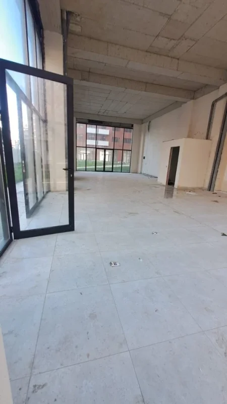 Tirane, shitet ambjent biznesi , 168 m² (Astir)