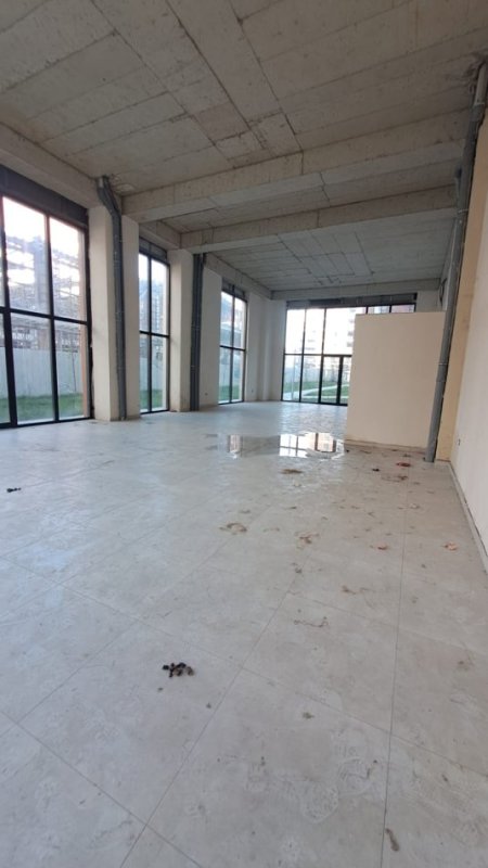 Tirane, shitet ambjent biznesi , 168 m² (Astir)