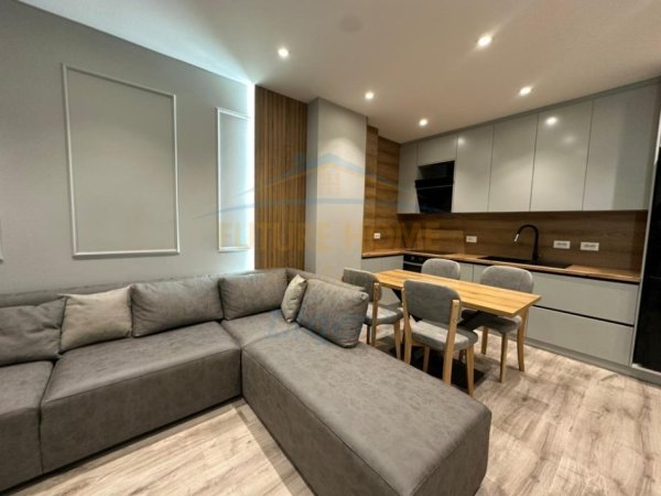 Tirane, shitet apartament 1+1+Ballkon Kati 2, 59 m² 230.000 € (Shkolla e Kuqe, Tirane)