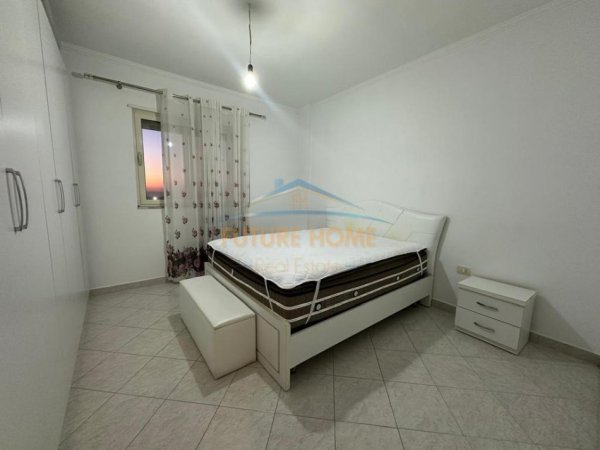 Tirane, shitet apartament 2+1+Ballkon Kati 4, 100 m² 147.000 € 