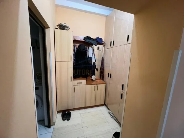 Tirane, shitet apartament 2+1+Ballkon Kati 2, 89 m² 150.000 € 