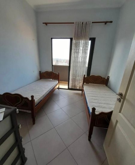Tirane, jepet me qera apartament 2+1 Kati 8, 100 m² 450 € 