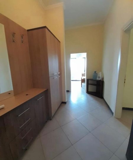 Tirane, jepet me qera apartament 2+1 Kati 8, 100 m² 450 € 