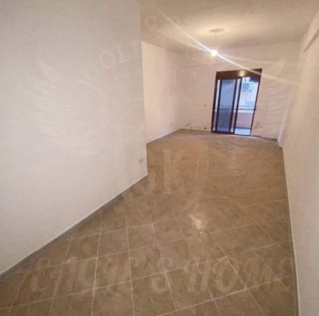 Durres, shitet apartament 1+1+BLK Kati 2, 62 m² 59.000 Euro (Hotel Adriatik,Plazh)