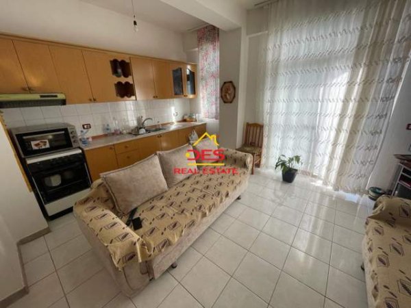 Vlore, shitet apartament 3+1+BLK Kati 3, 88 m² 56.000 Euro (Rruga Damian Humariti)