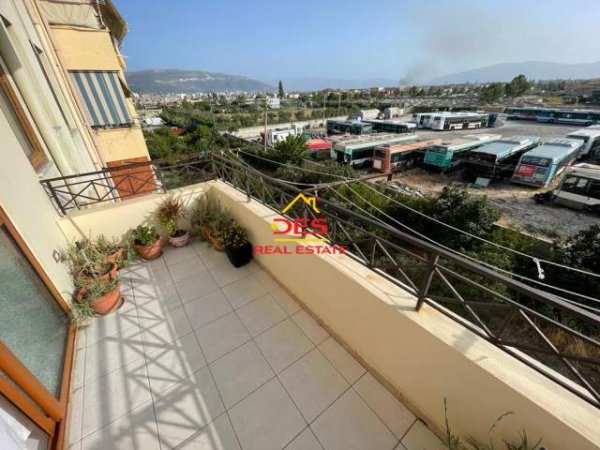 Vlore, shitet apartament 3+1+BLK Kati 3, 88 m² 56.000 Euro (Rruga Damian Humariti)