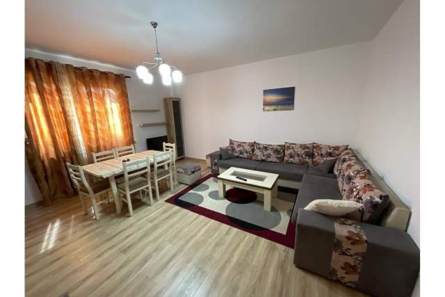 Tirane, jepet me qera apartament Kati 7, 120 m² 600 Euro (Rruga Muhamed Gjollesha)