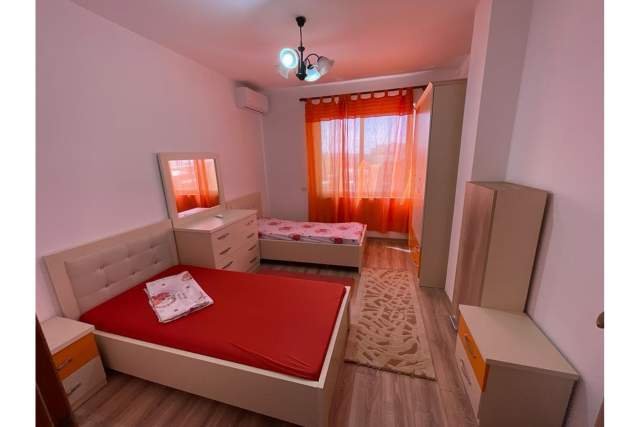 Tirane, jepet me qera apartament Kati 7, 120 m² 600 Euro (Rruga Muhamed Gjollesha)