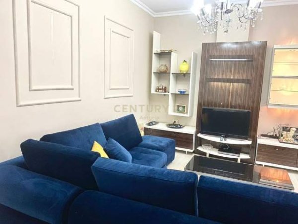Tirane, shitet apartament 2+1+BLK Kati 2, 97 m² 120.000 Euro (Rruga e Zallit)