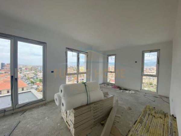 Tirane, shitet apartament 2+1 Kati 7, 122 m² 145.000 Euro (Perballe Spitalit Amerikan 3)