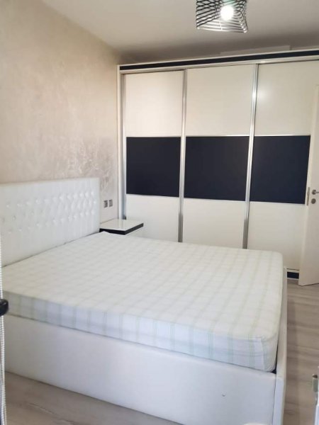 Tirane, jepet me qera apartament 1+1 Kati 4, 67 m² 450 Euro (Don Bosko)