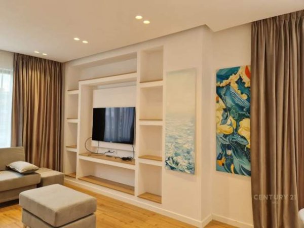 Tirane, shitet apartament Kati 5, 128 m² 250.000 Euro (Rr.Riza Cerova Tirana, Albania)