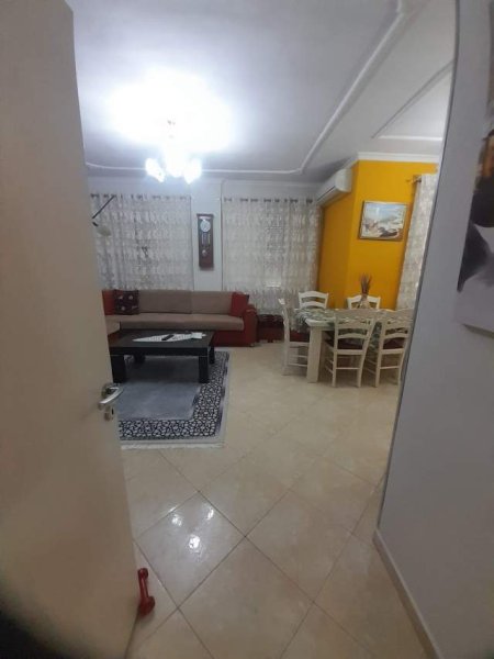 Tirane, jepet me qera apartament 2+1+BLK Kati 5, 100 m² 500 Euro (prokop mima)