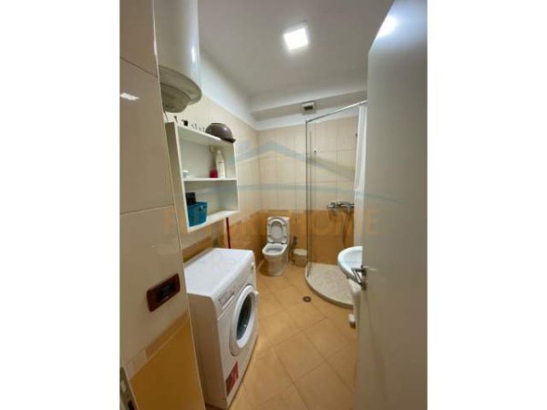 Tirane, jepet me qera apartament 2+1+BLK Kati 13, 80 m² 640 Euro (Ish-Ekspozita)