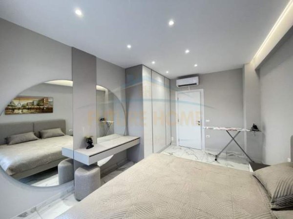 Tirane, shitet apartament 1+1 Kati 6, 75 m² 125.000 Euro (Teodor Keko)