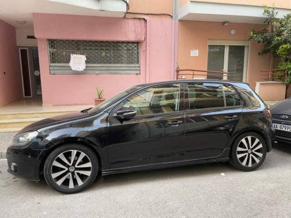 Tirane, shes makine Volkswagen Viti 2011, 7.500 Euro