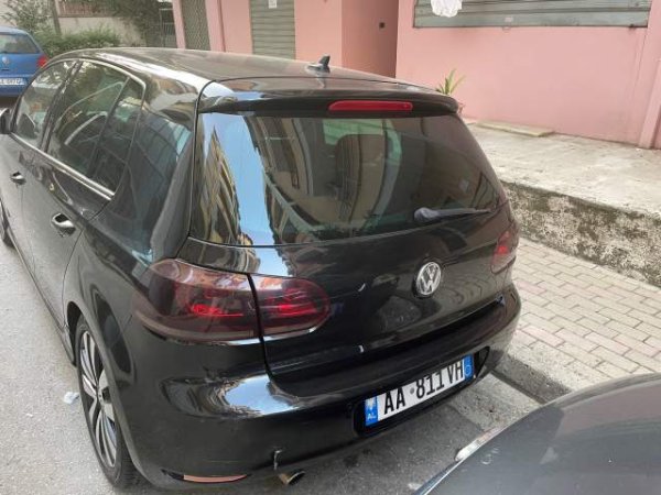 Tirane, shes makine Volkswagen Viti 2011, 7.500 Euro