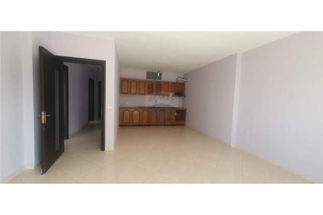 Tirane, shes apartament 2+1 Kati 2, 105 m² 88.000 Euro (Rr Xhon Belushi Fresk)