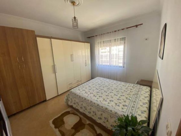 Tirane, jepet me qera apartament 1+1+BLK Kati 4, 62 m² 45.000 Leke (rruga Shkelqim Fusha)