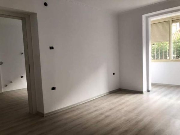 Tirane, shitet apartament 2+1 Kati 5, 70 m² 113.000 Euro (Rr.Myslym Shyri)