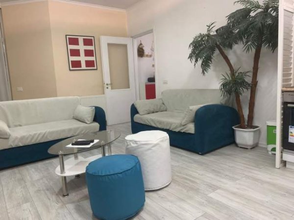 Tirane, jepet me qera apartament 1+1+BLK Kati 3, 67 m² 58.000 Leke (Komuna e Parisit)