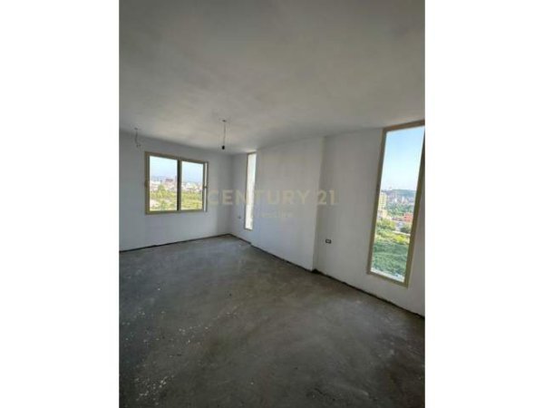 Tirane, shitet apartament 2+1+BLK Kati 8, 127.000 Euro
