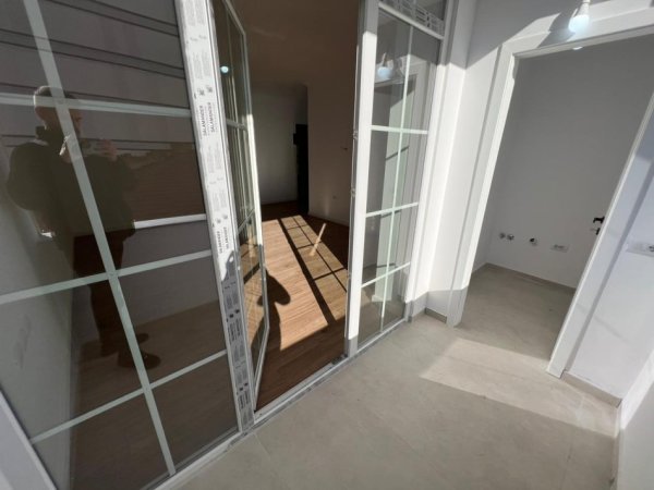 Tirane, shitet apartament 2+1 Kati 4, 78 m² 240.000 € 