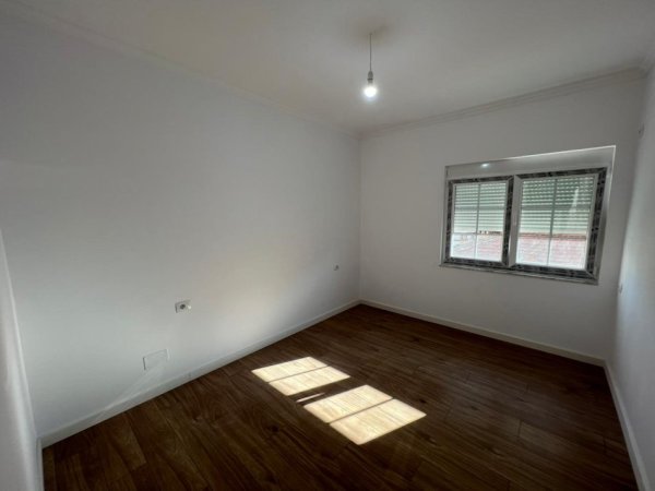 Tirane, shitet apartament 2+1 Kati 4, 78 m² 240.000 € 