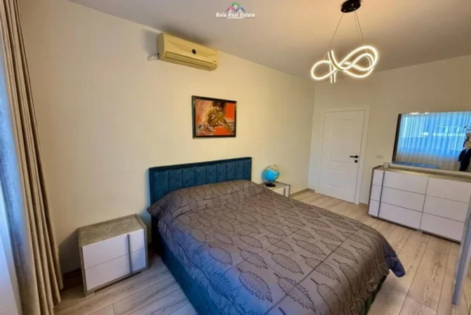 Tirane, jepet me qera apartament 1+1 Kati 8, 70 m² 800 € (Rruga e Kosovareve)