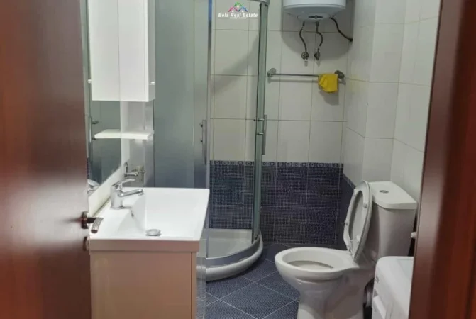 Tirane, shes apartament 1+1 Kati 2, 70 m² 158.000 € (Rruga Robert Zhvarc)