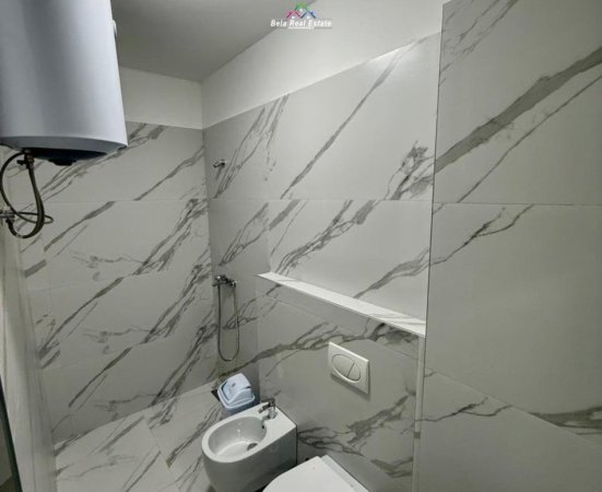 Tirane, jepet me qera apartament 2+1+Ballkon Kati 2, 104 m² 700 € (Oasis Residence)