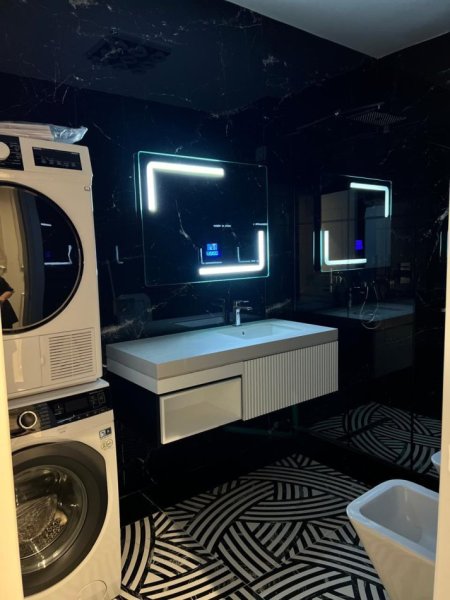 Durres, jepet me qera 2+1+Ballkon Kati 1, 111 m² (plazh)