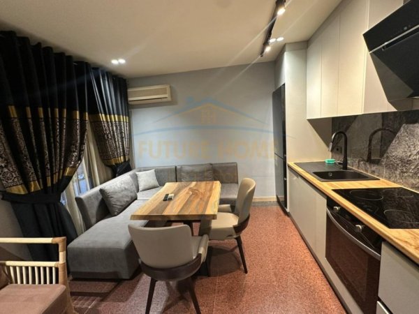 Tirane, jepet me qera apartament 1+1 Kati 1, 57 m² 700 € (Shallvaret,)