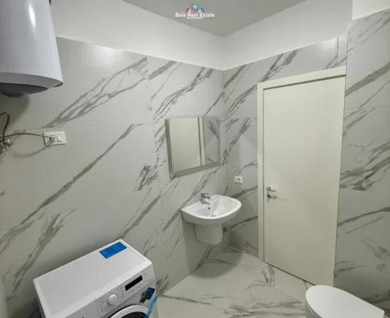 Tirane, jepet me qera apartament 2+1+Ballkon Kati 2, 104 m² 700 € (Feizi Himzo)