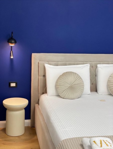 Tirane, jepet me qera apartament 1+1+Ballkon Kati 3, 70 m² (Rruga 4 Dëshmorët)