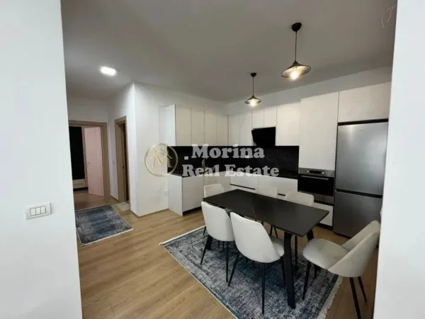 Tirane, jepet me qera apartament 2+1 Kati 5, 100 m² 750 € (Don Bosko)