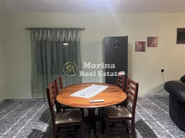 Tirane, jepet me qera Vile 1+1 Kati 2, 90 m² 500 € (Rruga Siri Kodra)