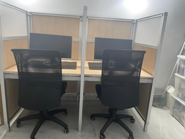 Durres, shes Mobilje Zyre