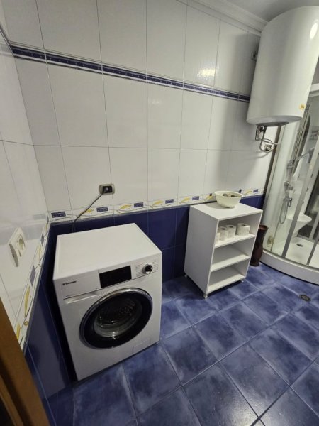 Tirane, jepet me qera apartament 1+1 Kati 4, 1 m² 