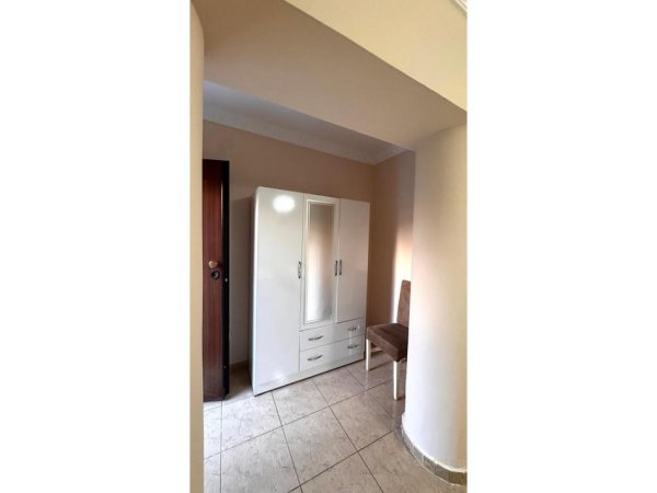 Tirane, jepet me qera apartament 2+1+Ballkon , 86 m² 650 € (rruga fortuzi)